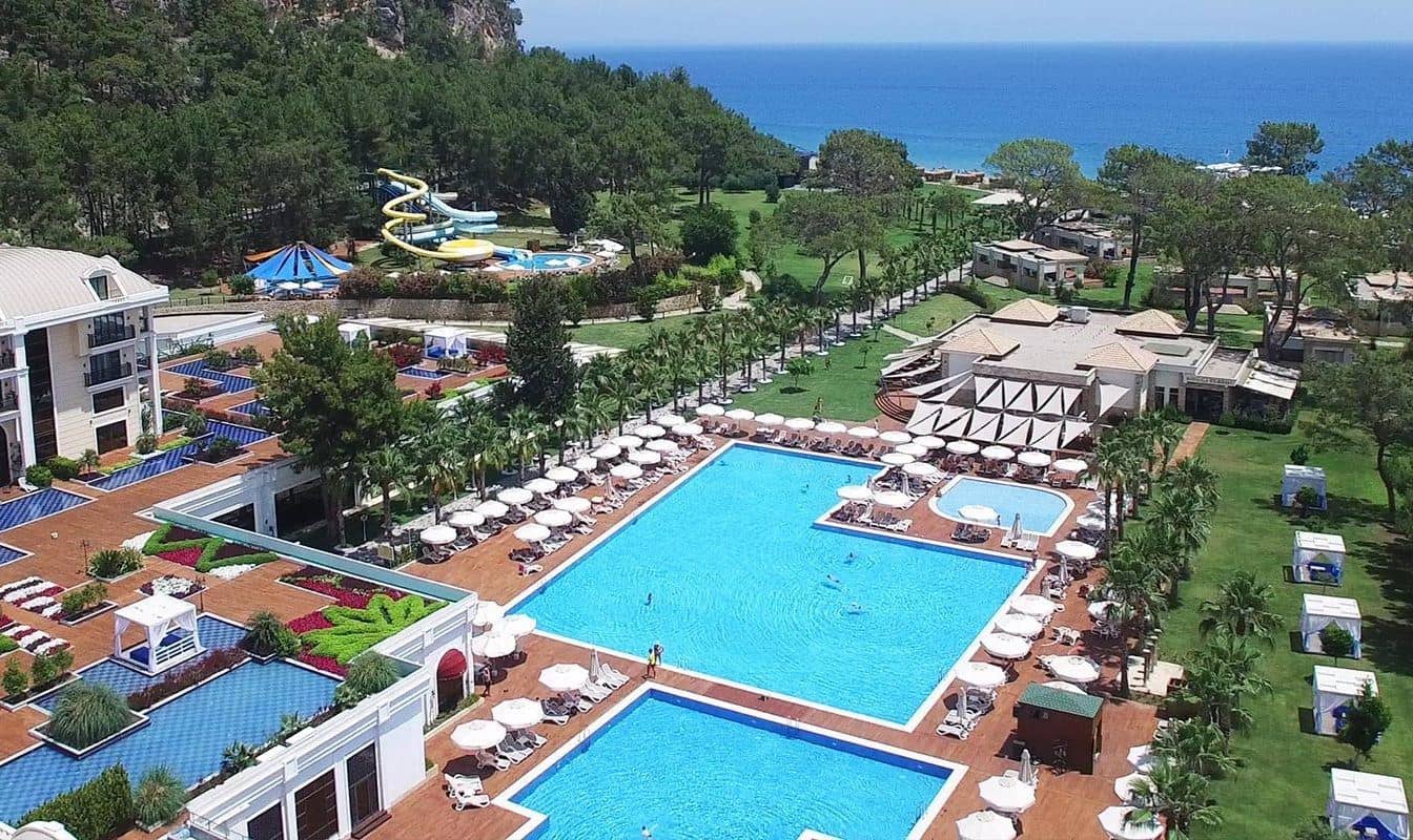 pools-outdoor-pool