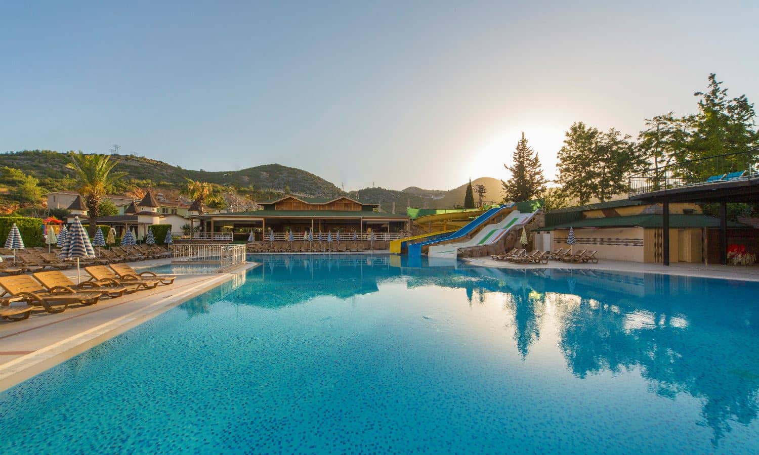 pools-outdoor-pool