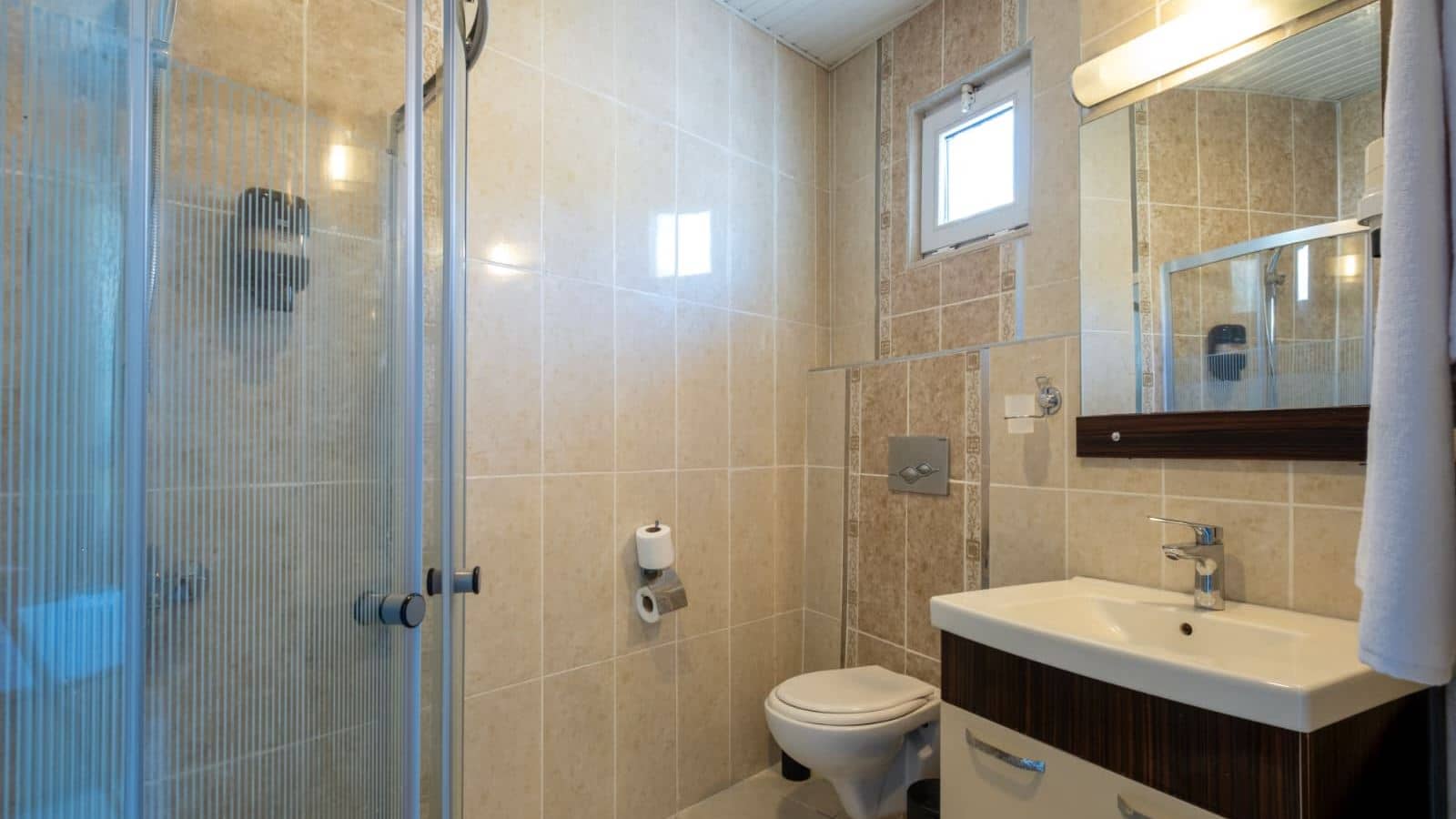 rooms-standard-room