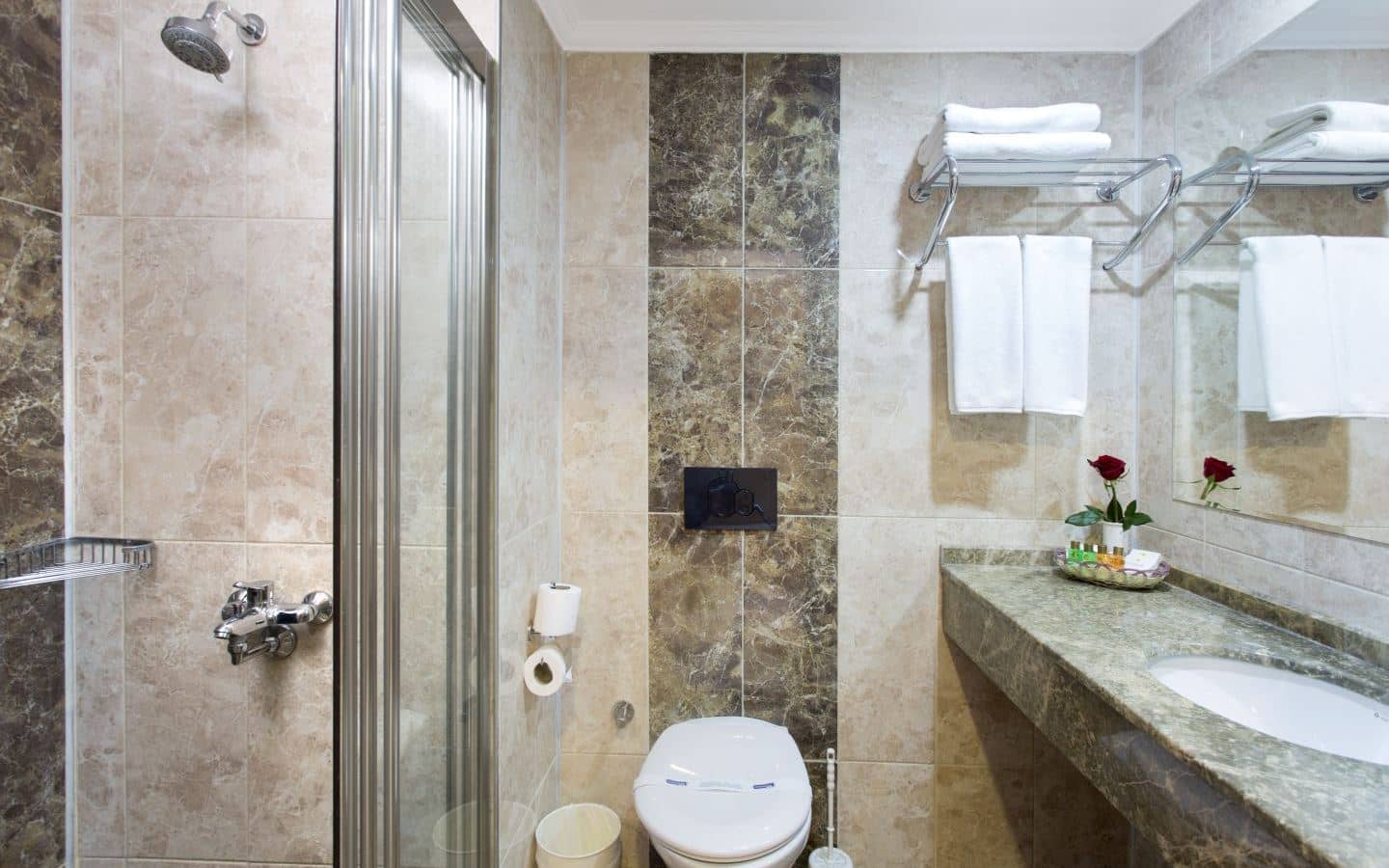 rooms-standard-room