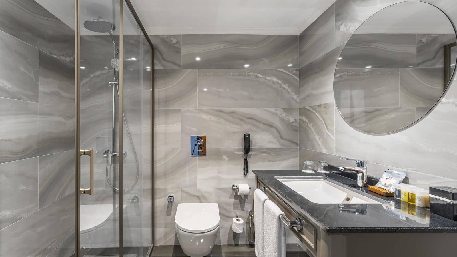 rooms-standart-land-view-room