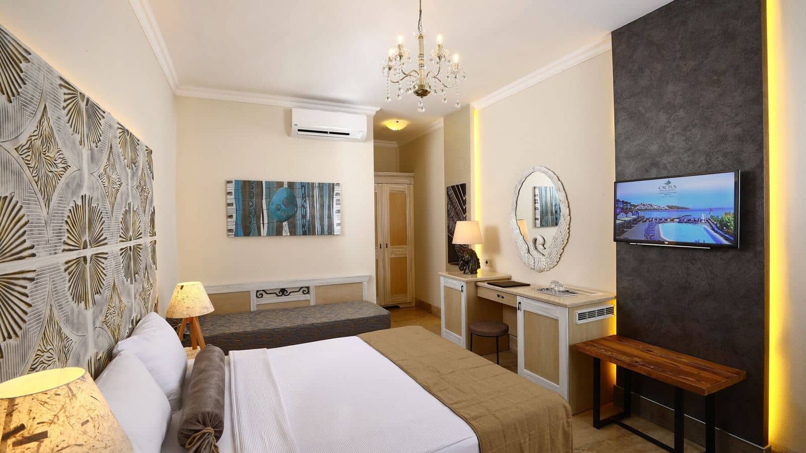 rooms-superior-room