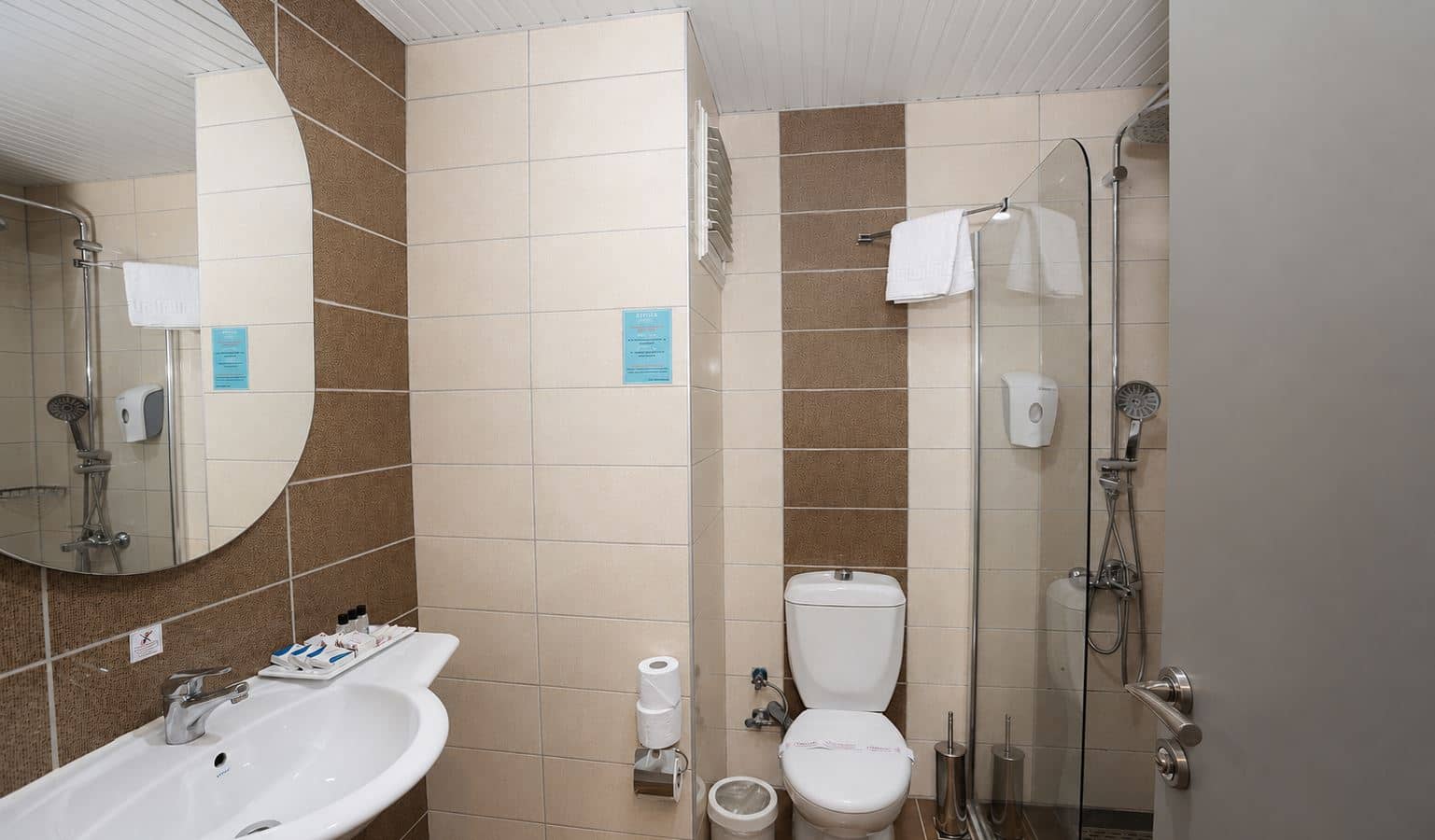 rooms-standard-large-room
