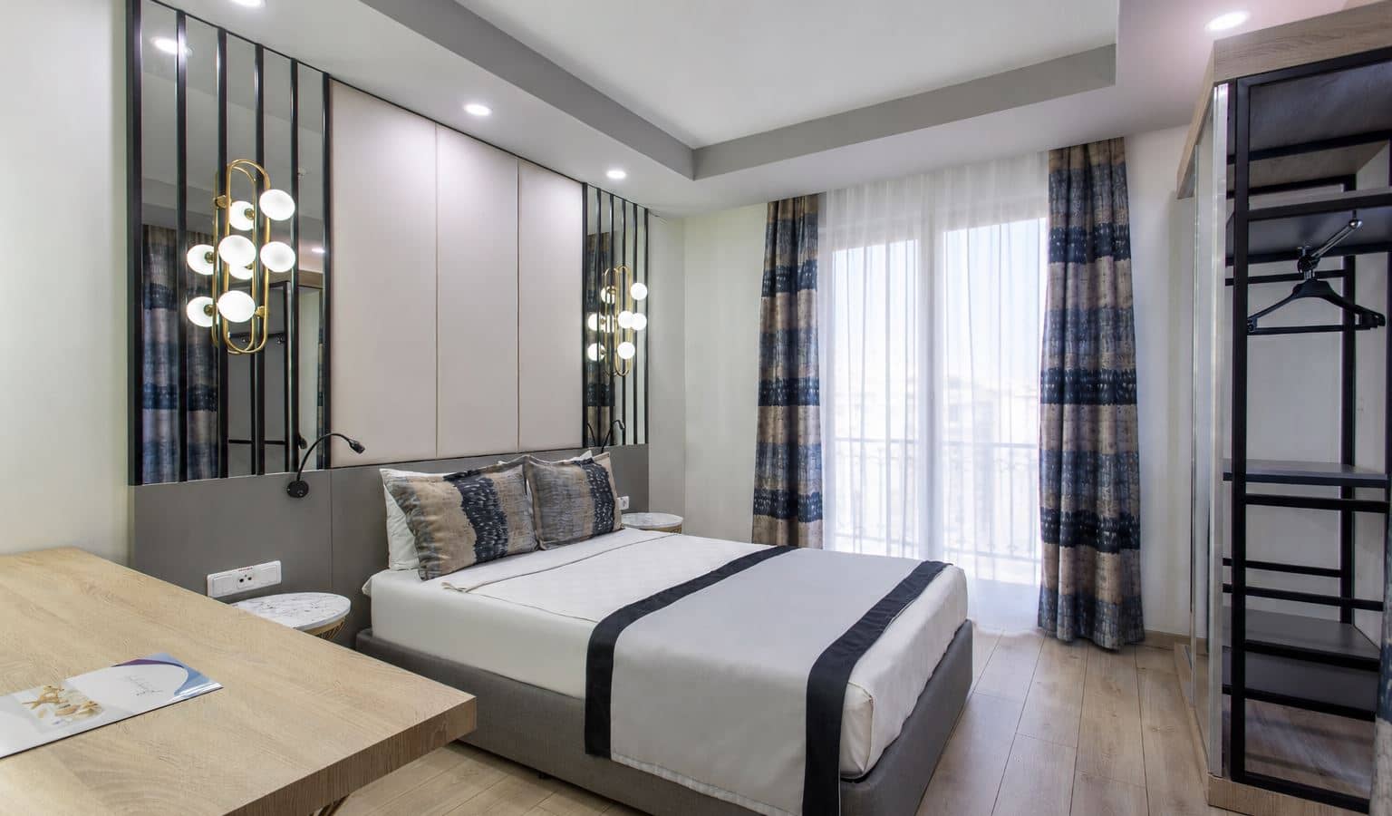 rooms-family-room-a