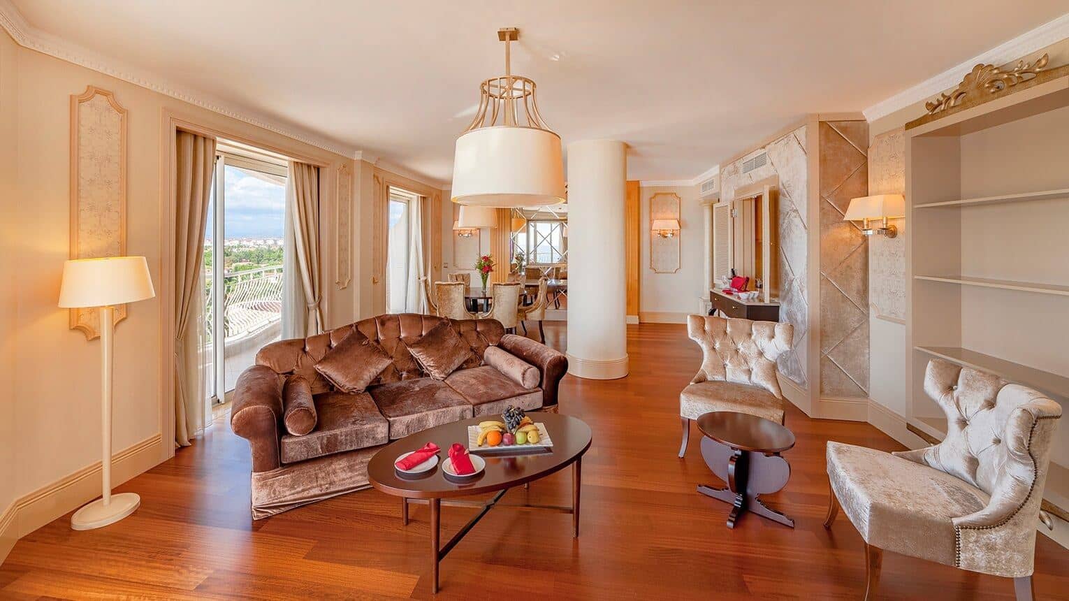 rooms-king-suite