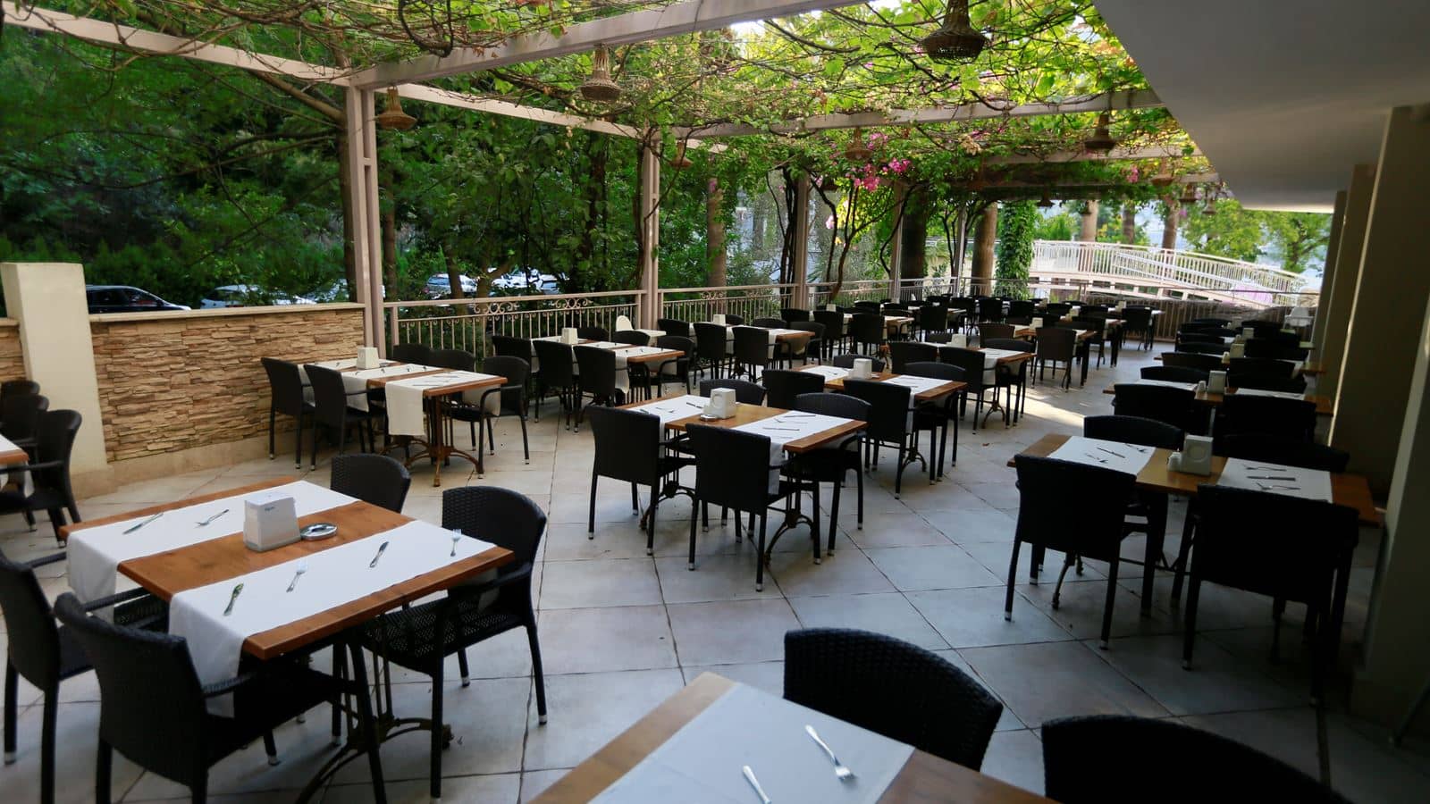 restaurants-main-restaurant