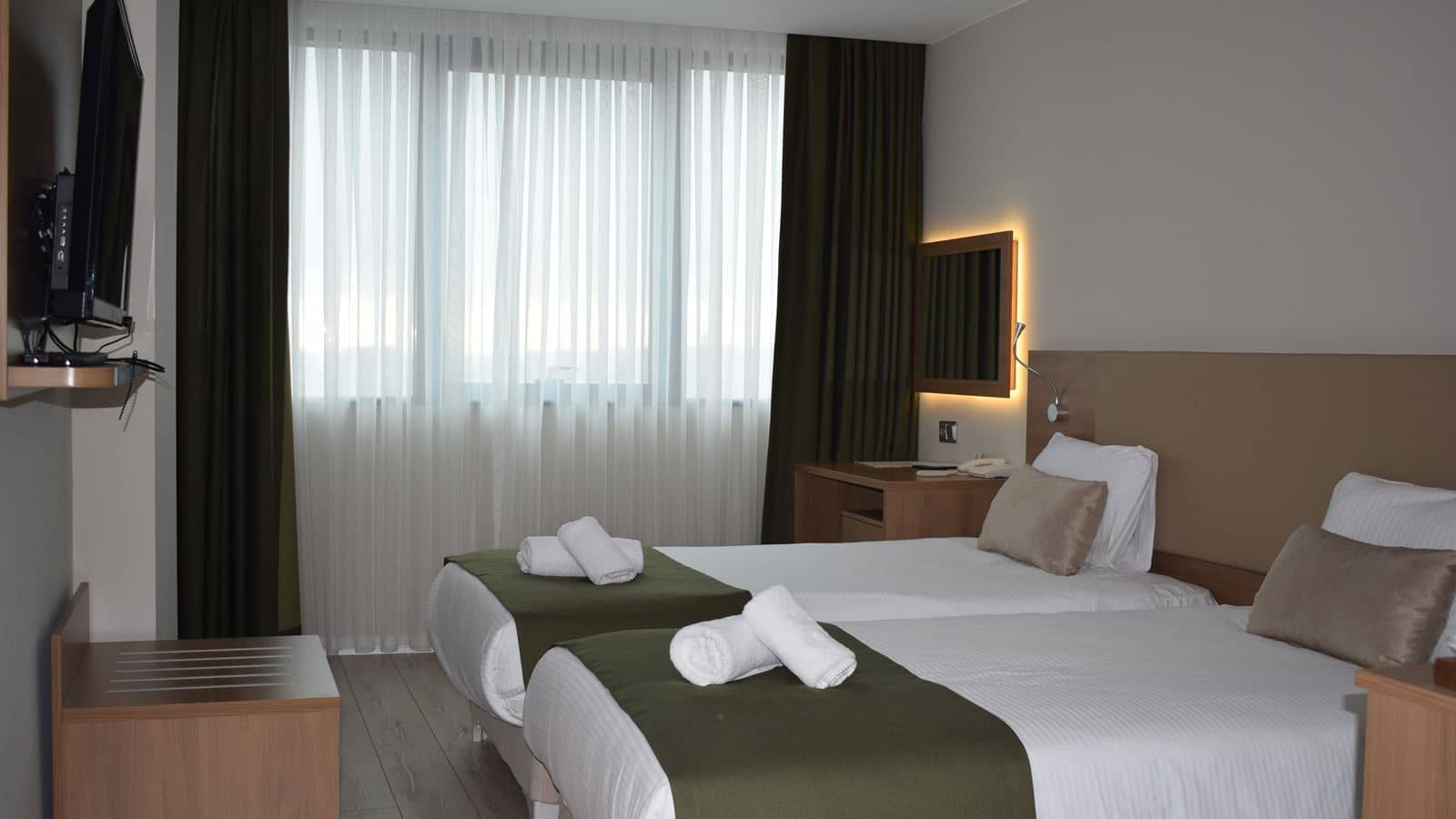 rooms-suite-standard