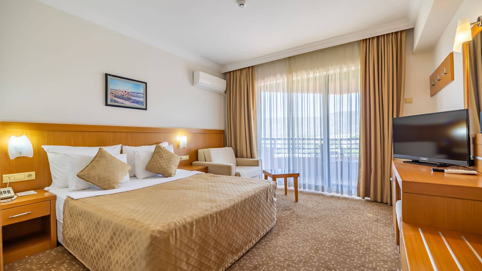 rooms-standard-room-seaview-balcony
