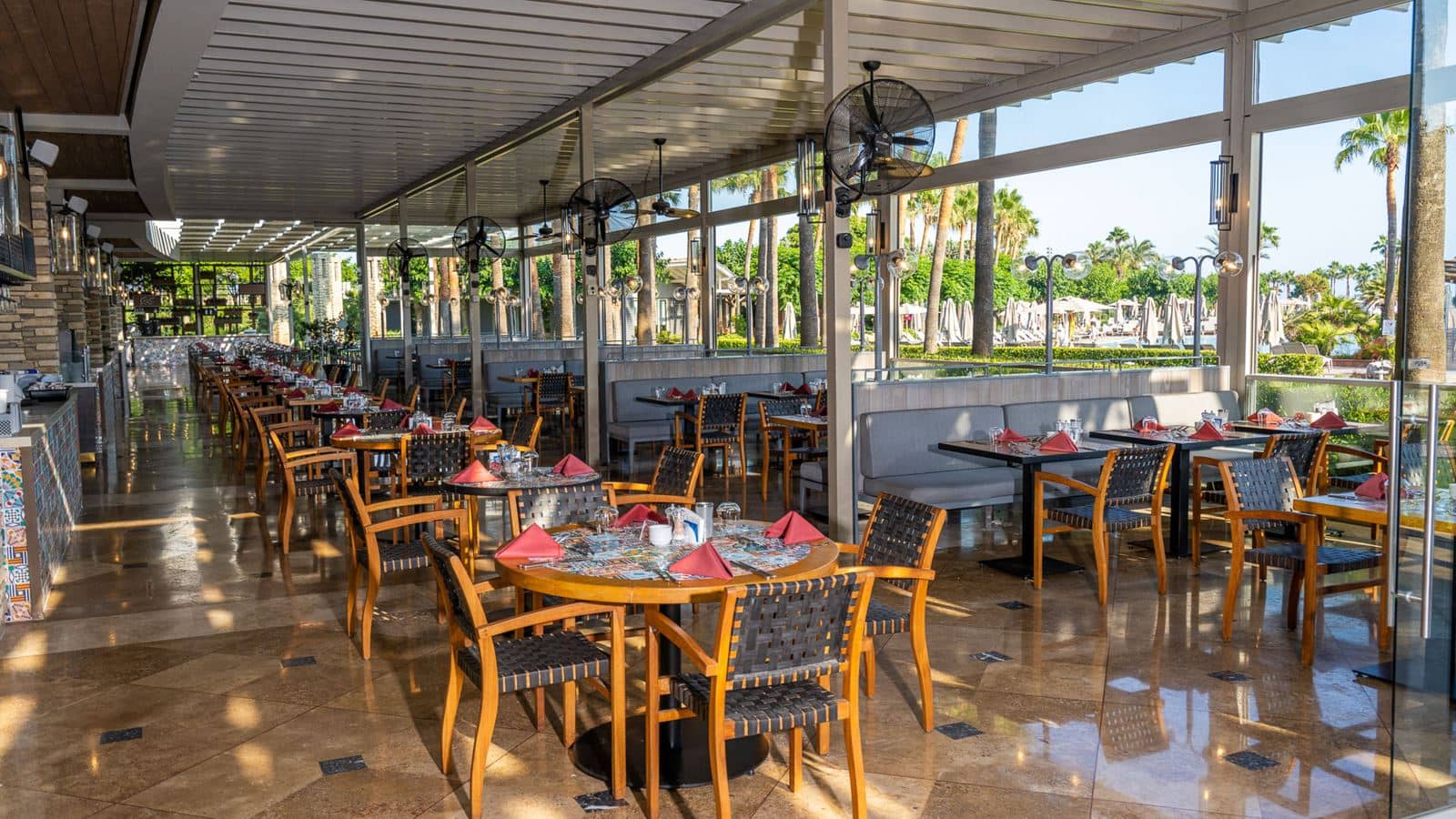 restaurants-zestfull-bazaar-main-restaurant