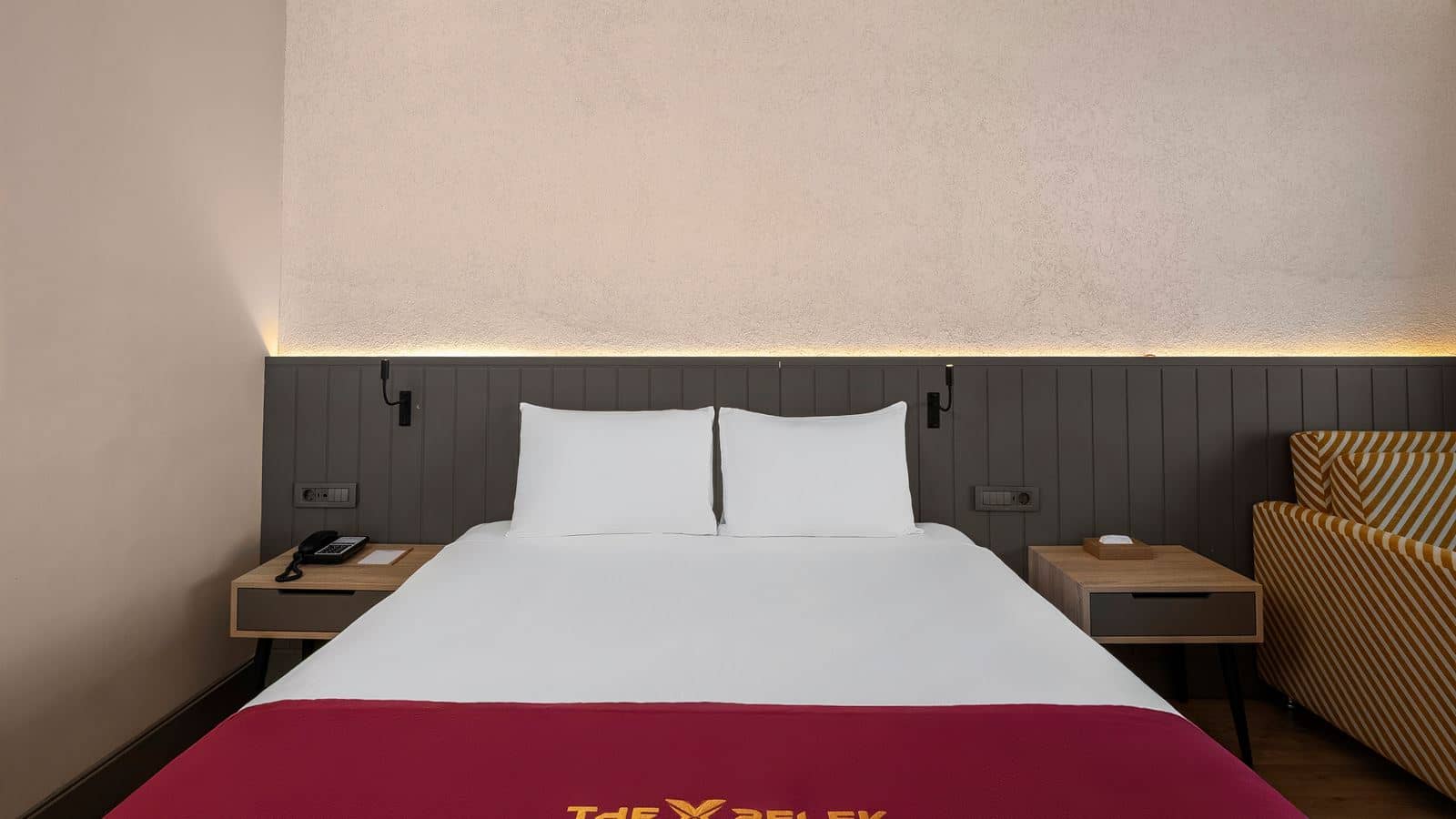 rooms-standard-room-adult-zone-only-adults-16+