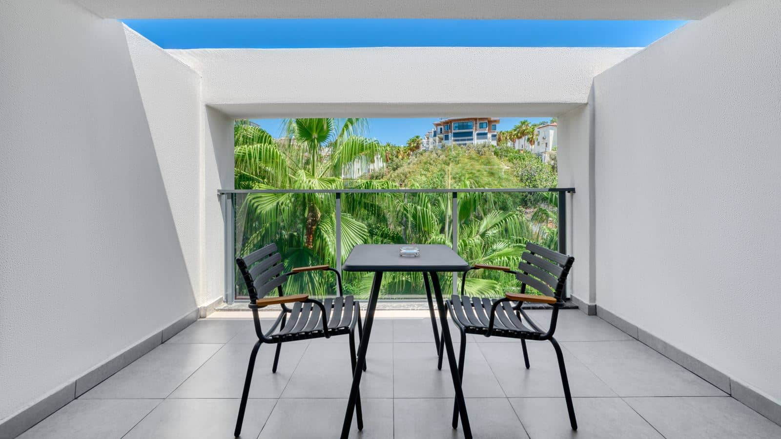 rooms-standard-room-land-view