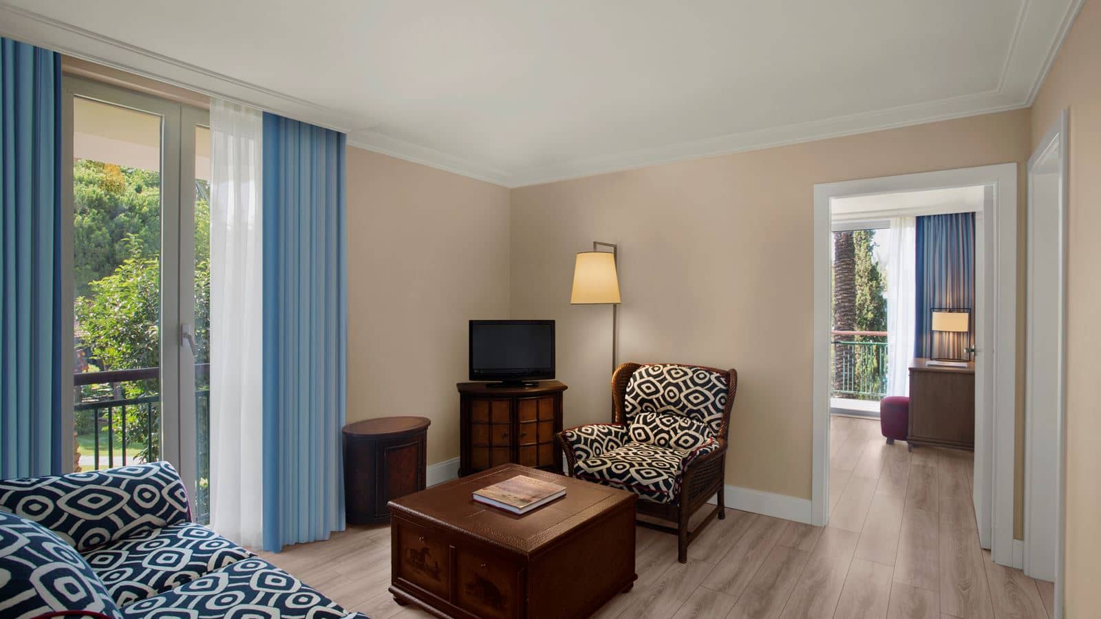 rooms-family-room