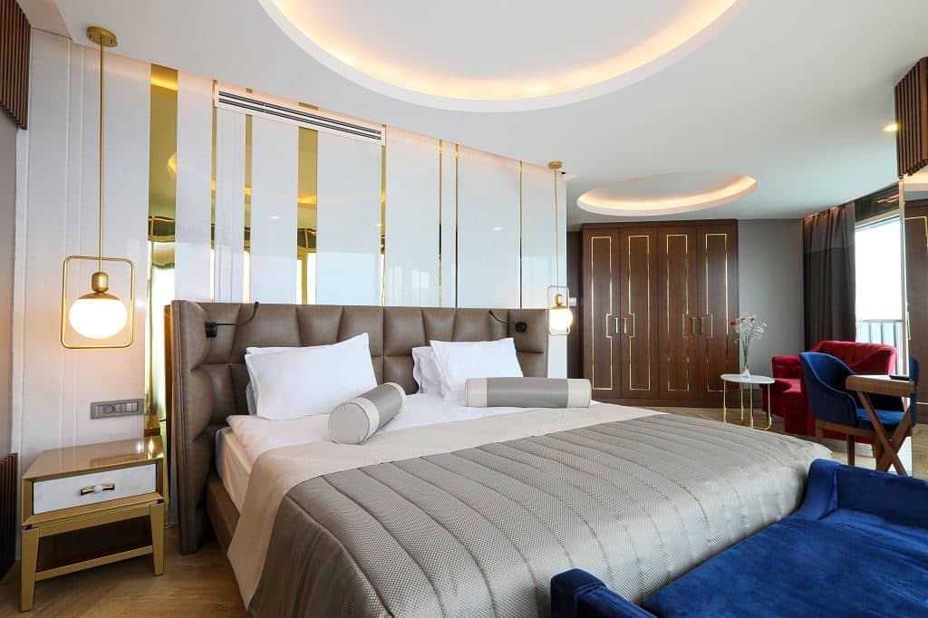 rooms-king-suite