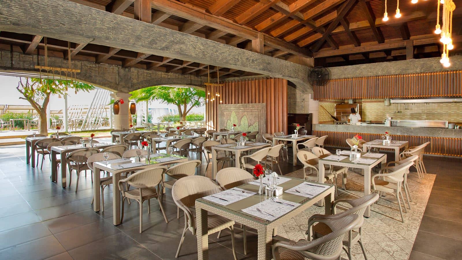 restaurants-paranzo-beach-snack-restaurant