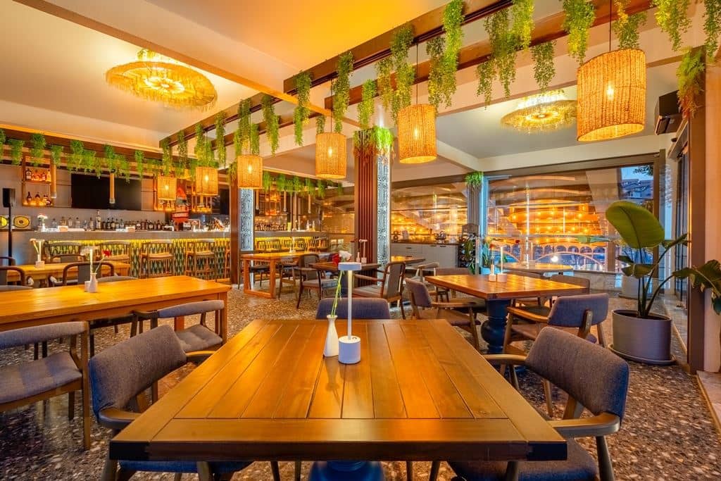 bars-lounge-bar