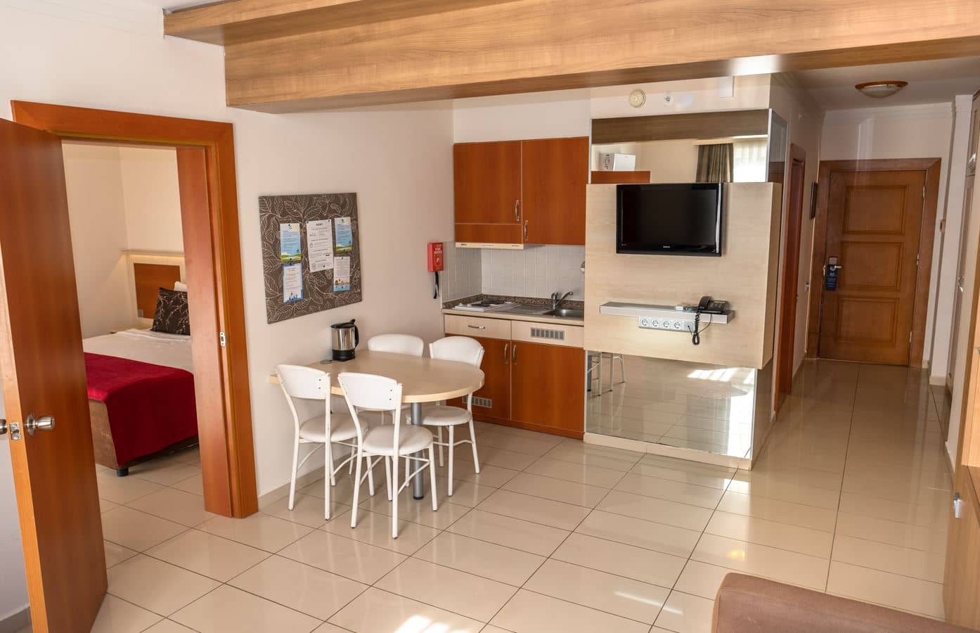 rooms-family-room