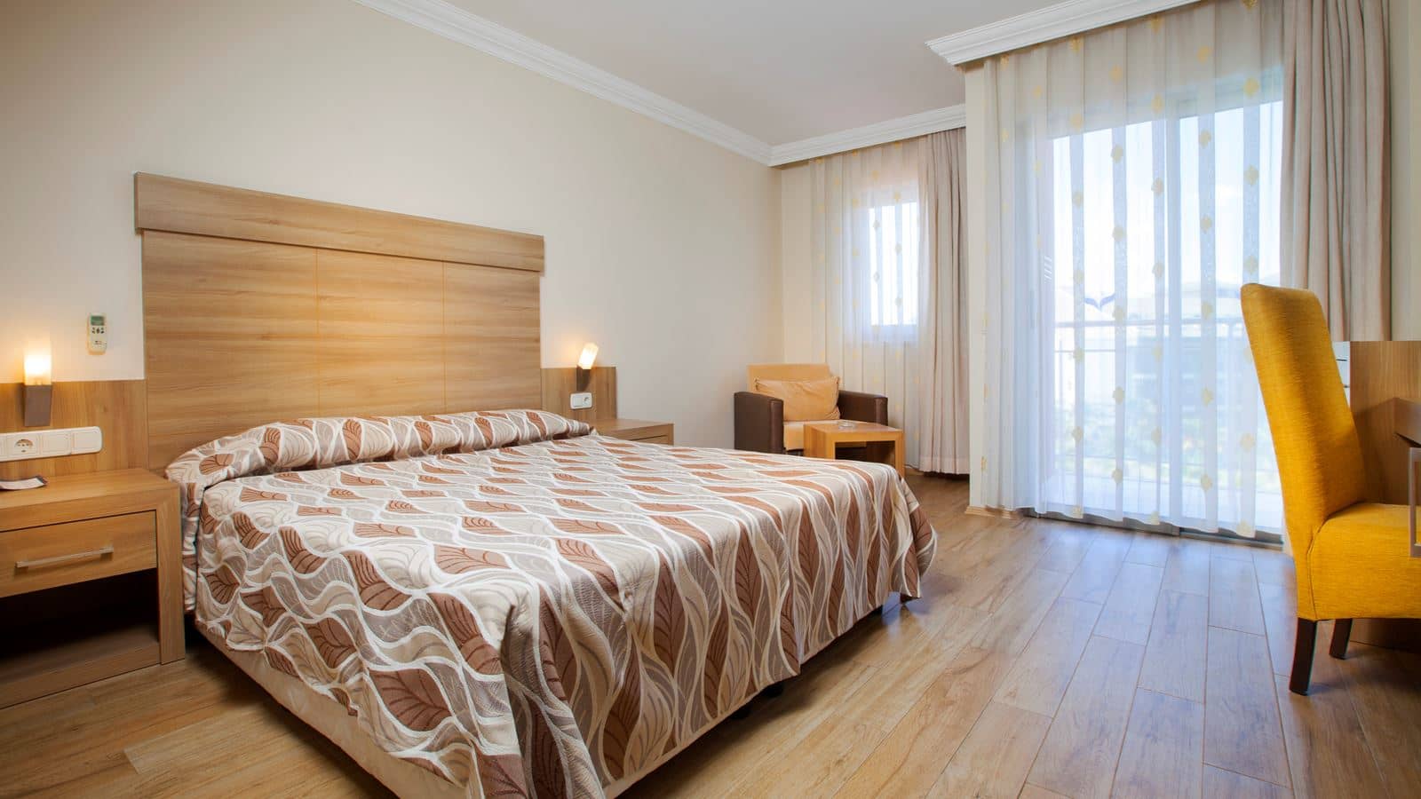 rooms-family-room