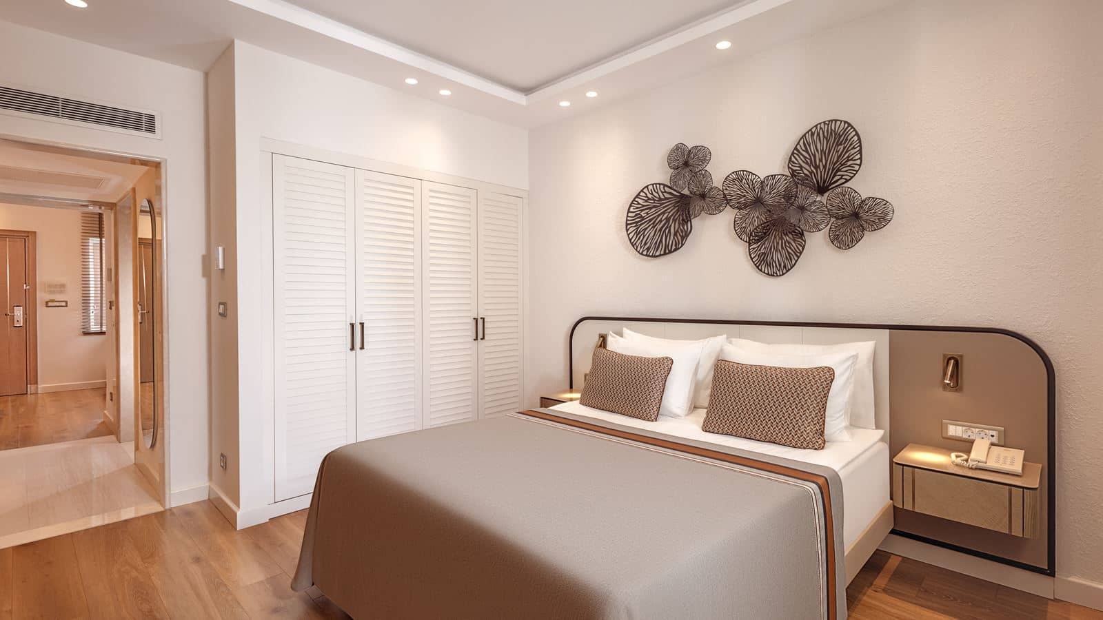 rooms-deluxe-family-land-view