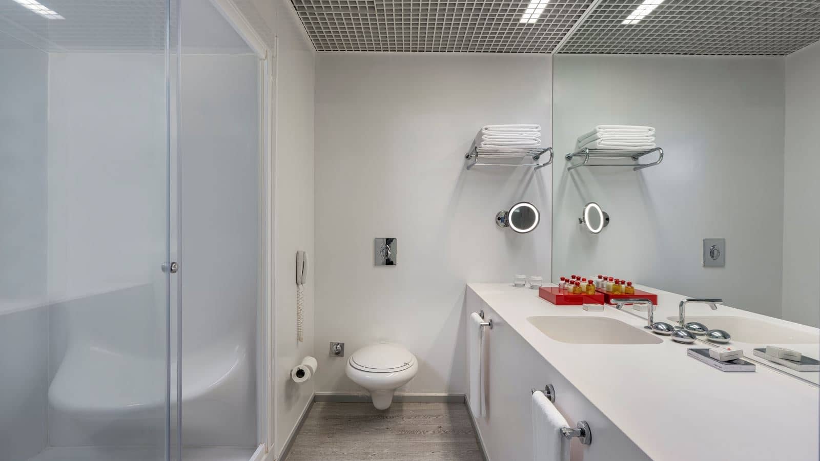 rooms-design-room-direct-sea-view