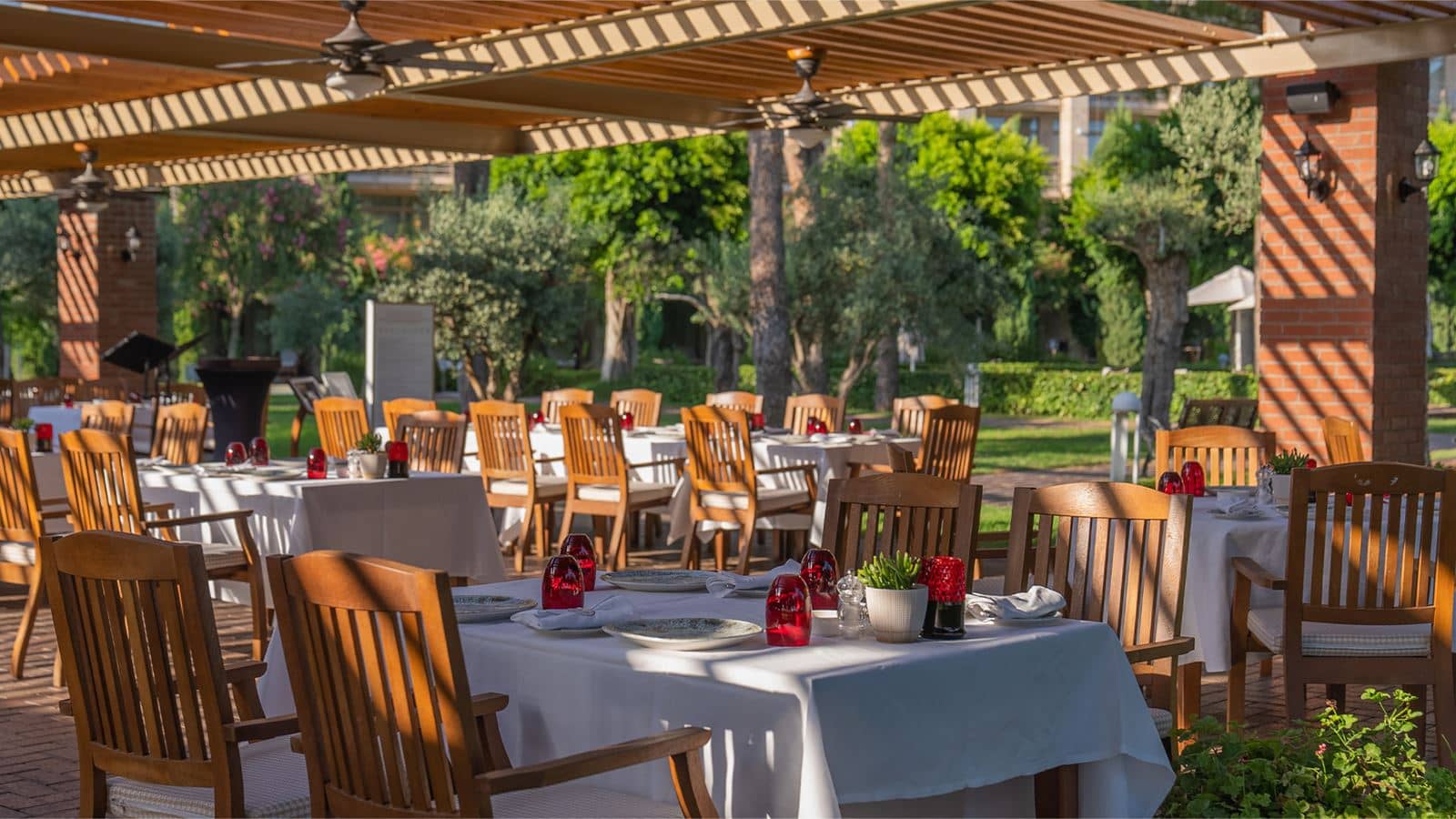 restaurants-la-tratoria-romana-a-la-carte