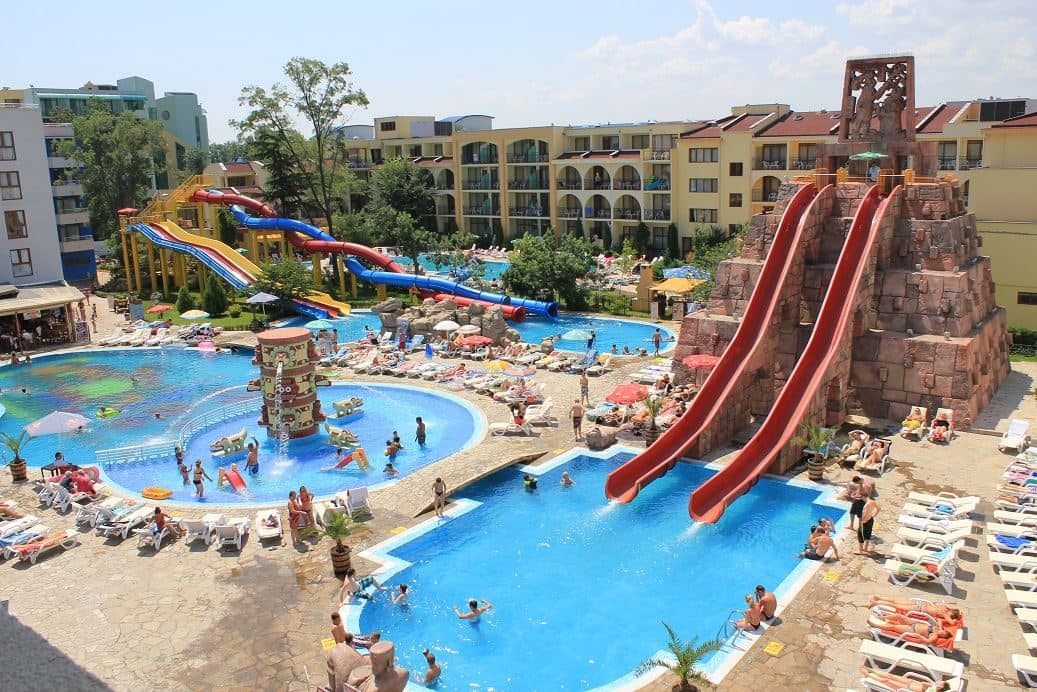 water-park-water-park