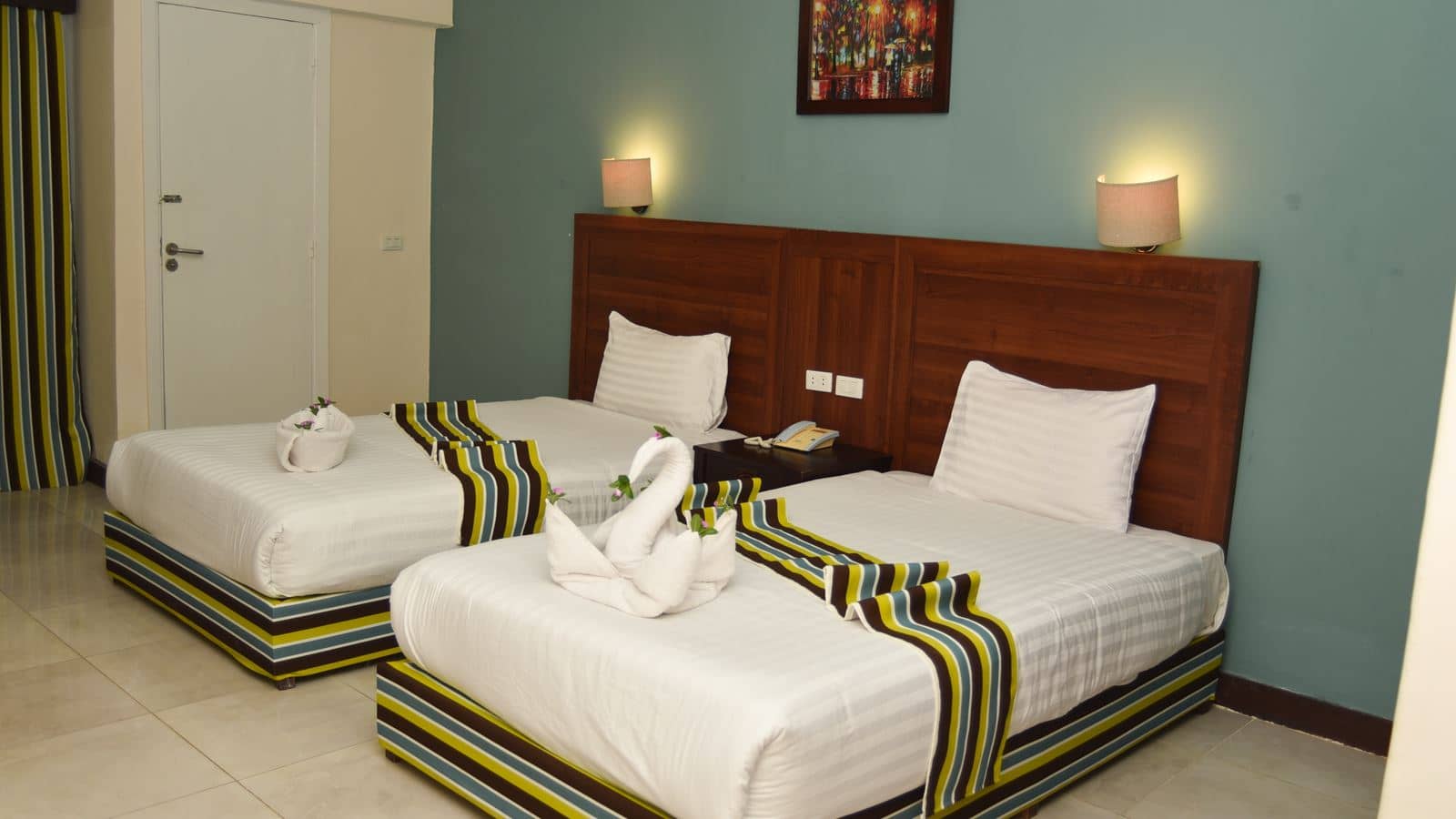 rooms-familyroom