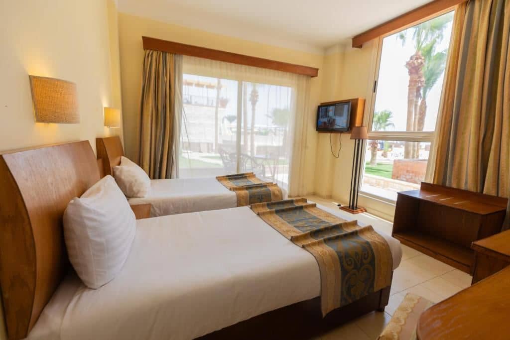 rooms-standard-room