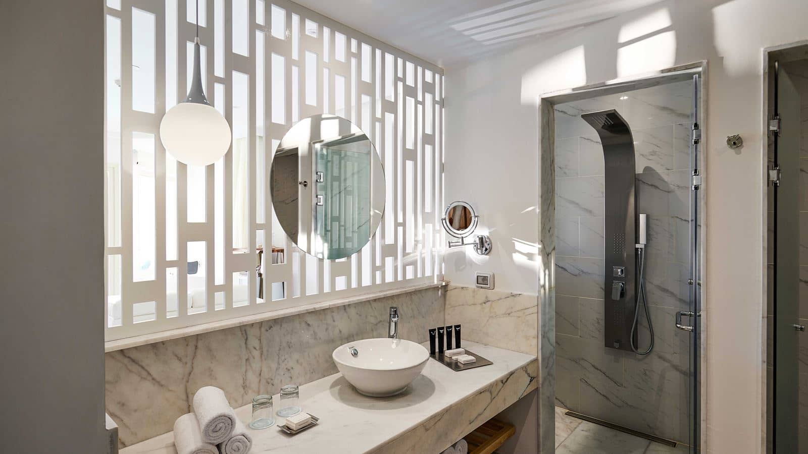 rooms-jacuzzi-suite