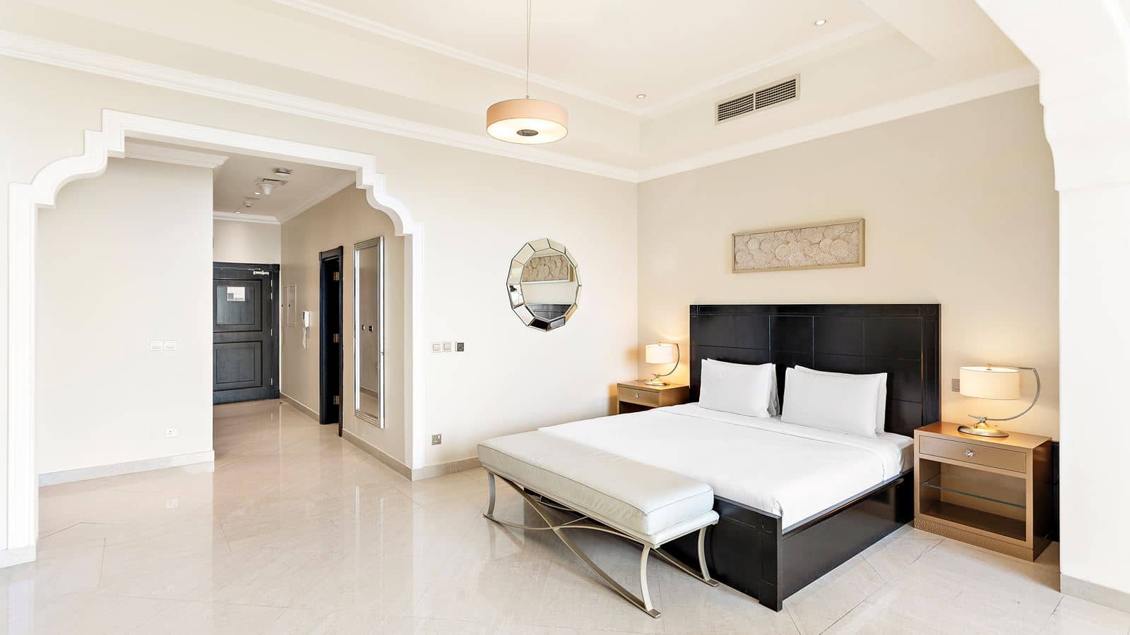 rooms-deluxe-room