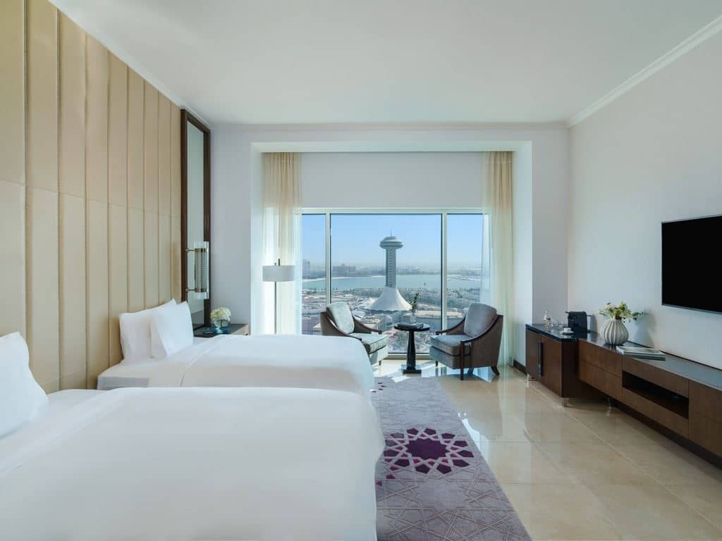 rooms-two-bedroom-deluxe-suite