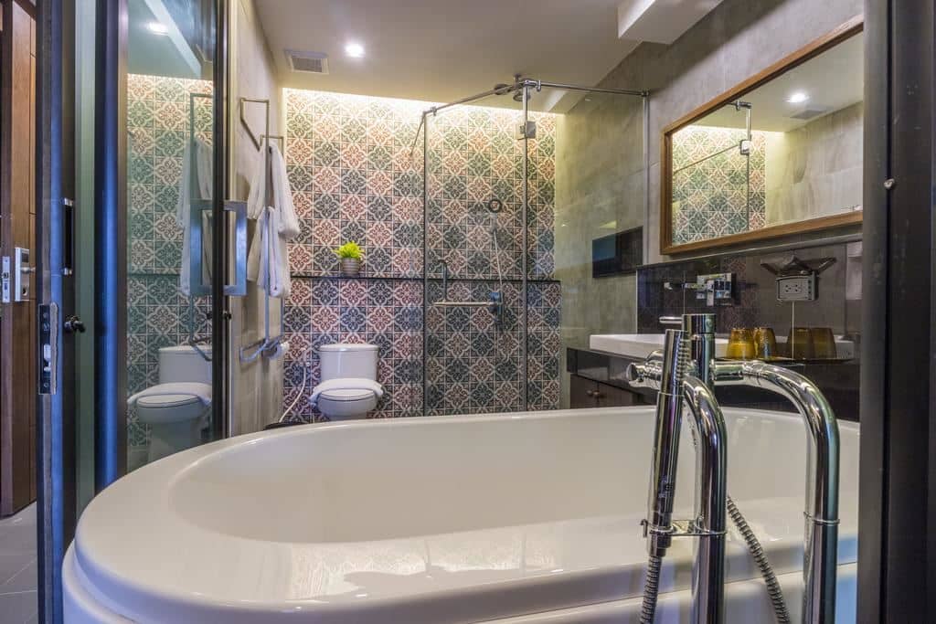rooms-deluxe-room-mountain-view