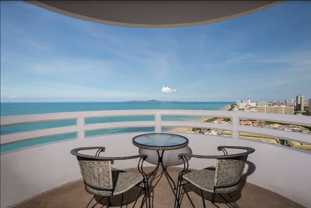 rooms-deluxe-ocean-view