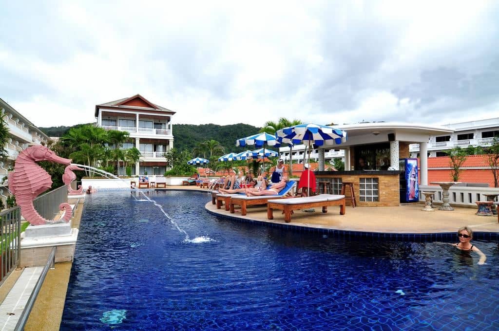 pools-outdoor-pool