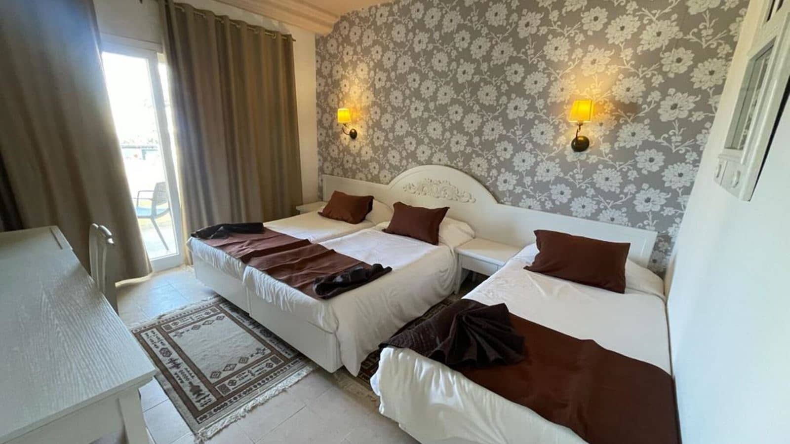rooms-room-quad