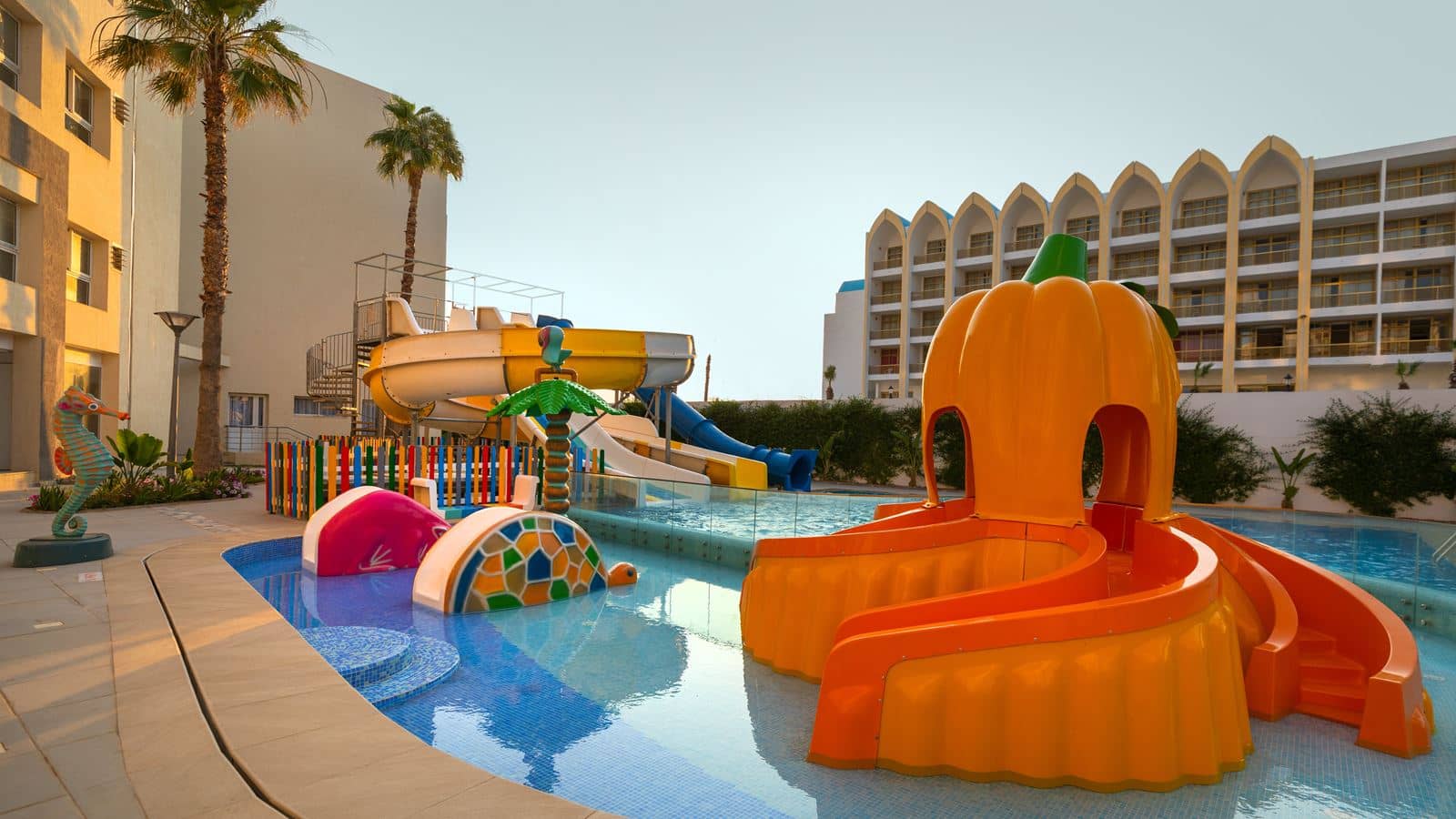 pools-outdoor-childrens-pool