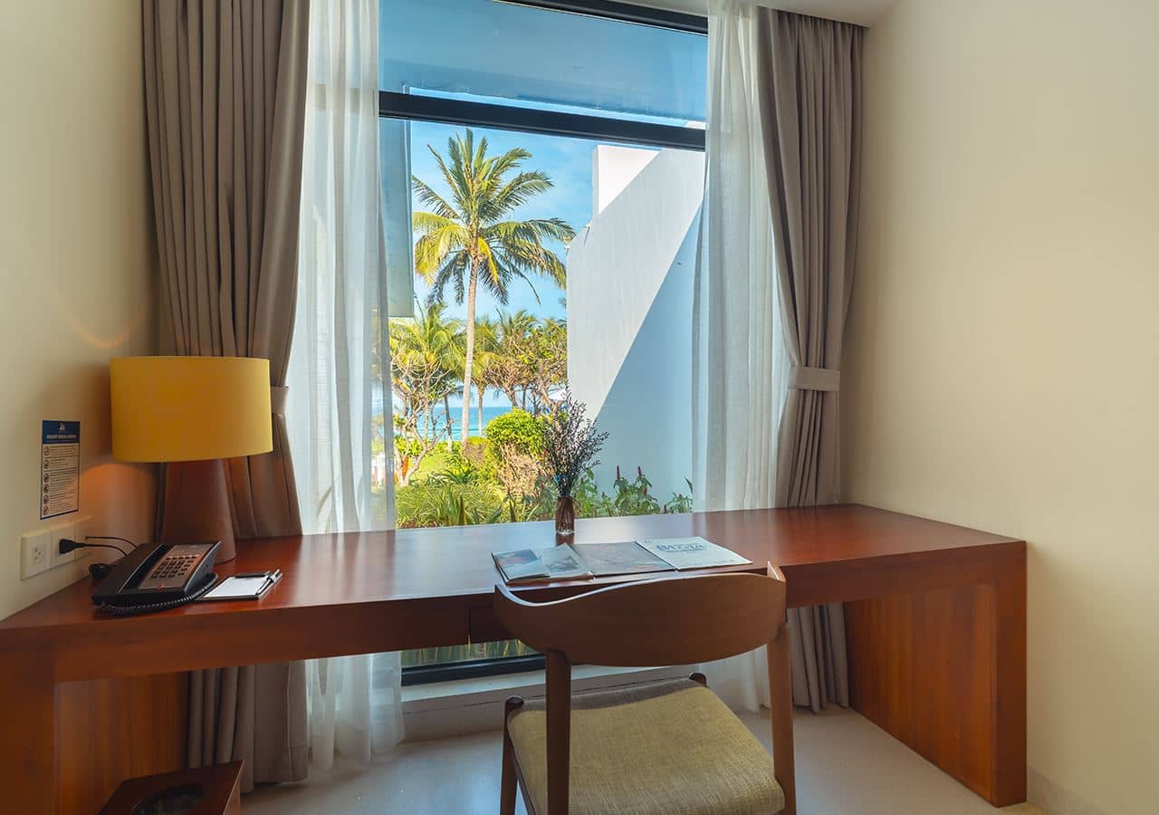 rooms-beachfront-pool-villa-child-without-extra-bed