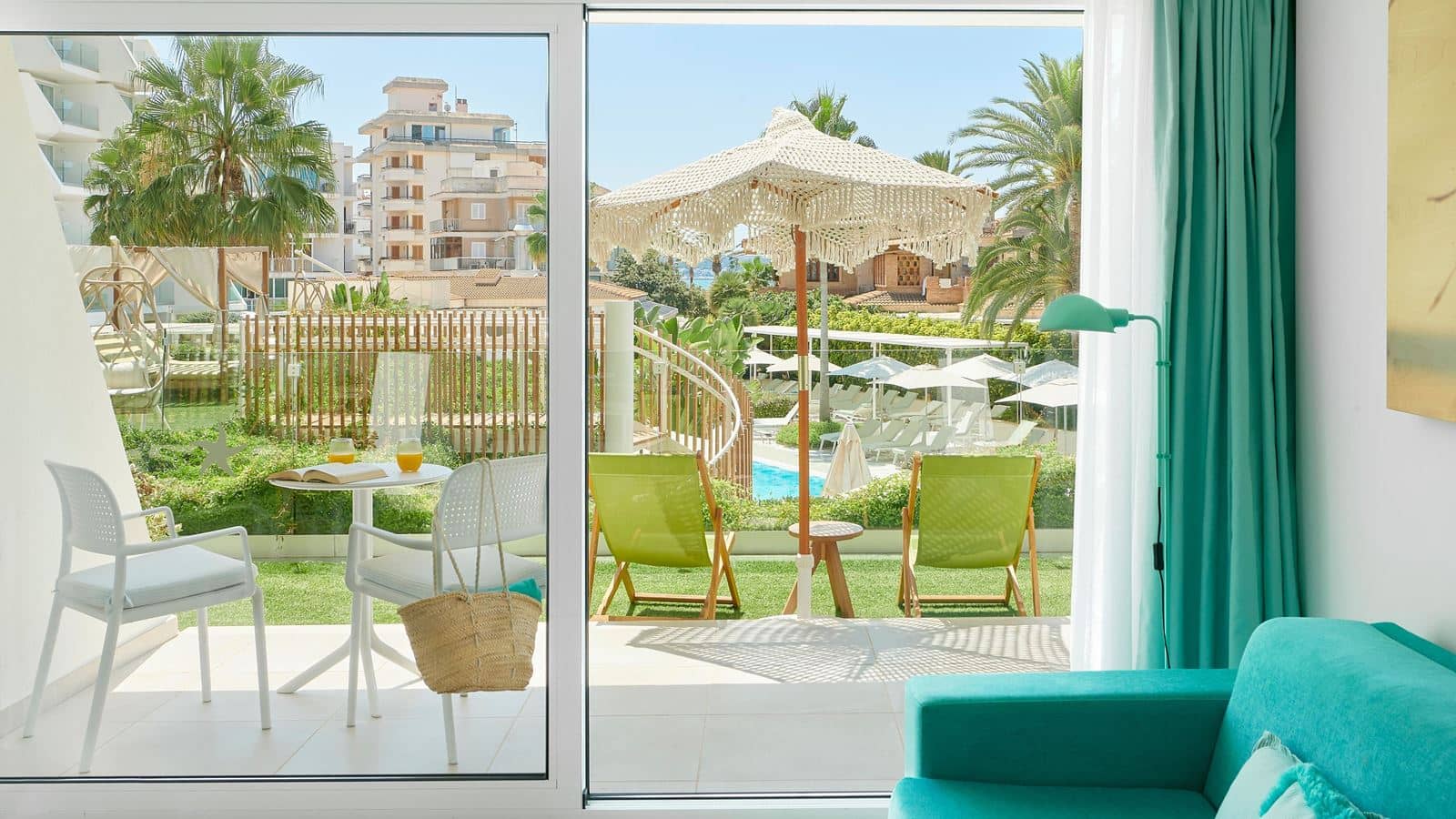 rooms-junior-suite-sea-view