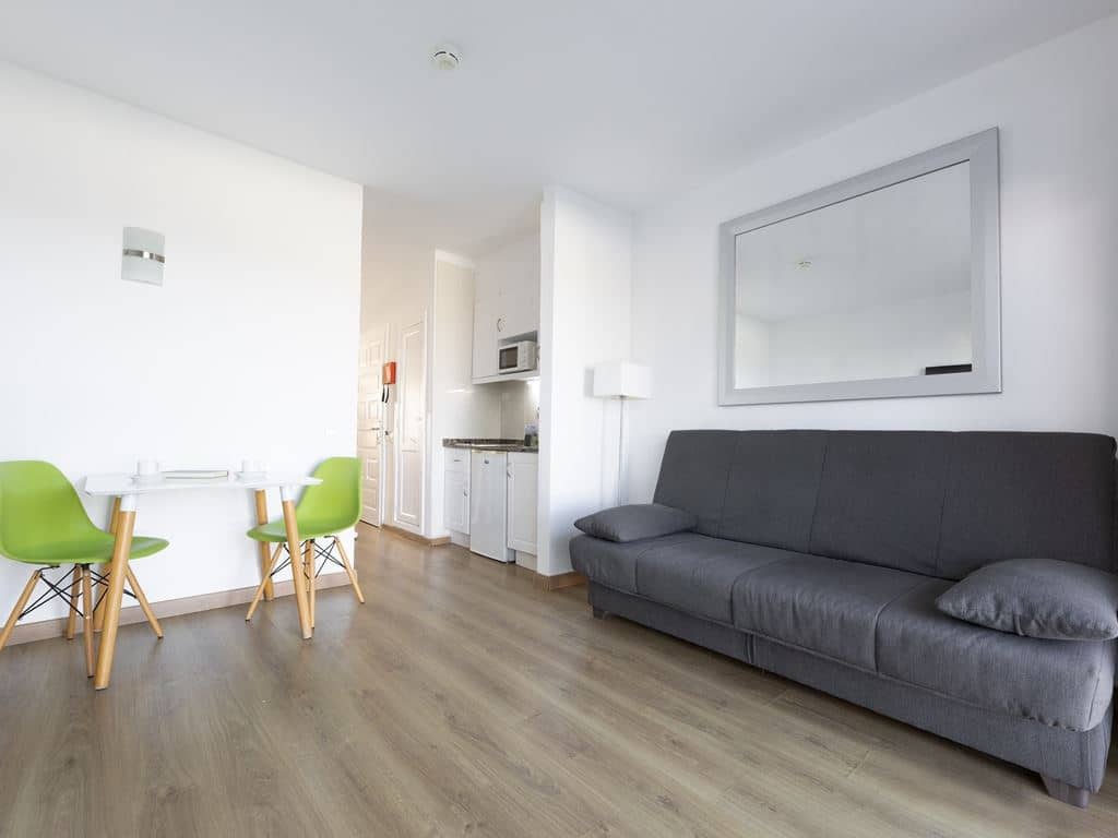 rooms-apartment-sea-view-1-bedroom