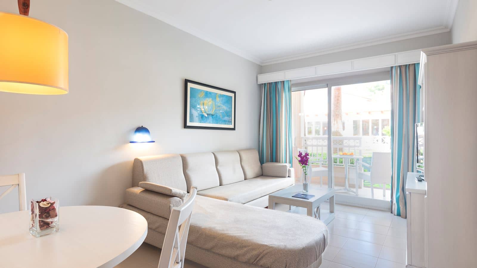 rooms-apartment-pool-view-one-bedroom-with-balcony-or-terrace