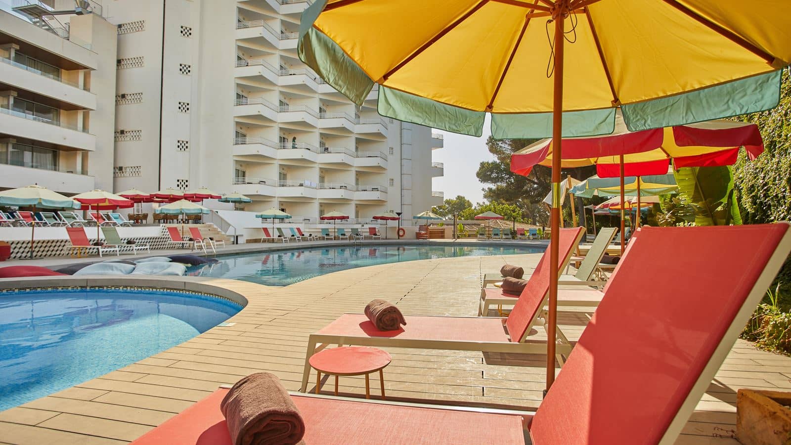 pools-outdoor-pool