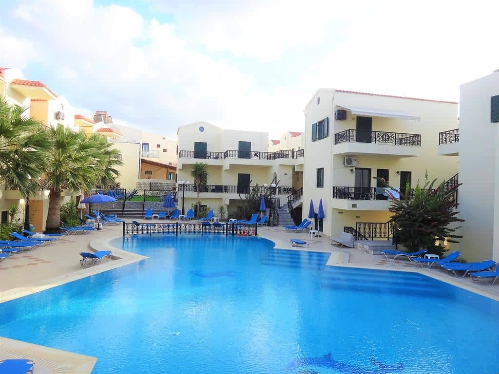 pools-outdoor-pool