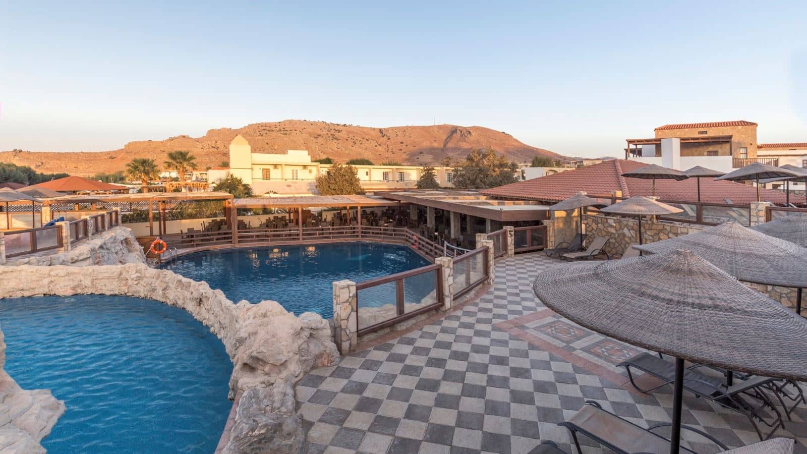 pools-outdoor-pool