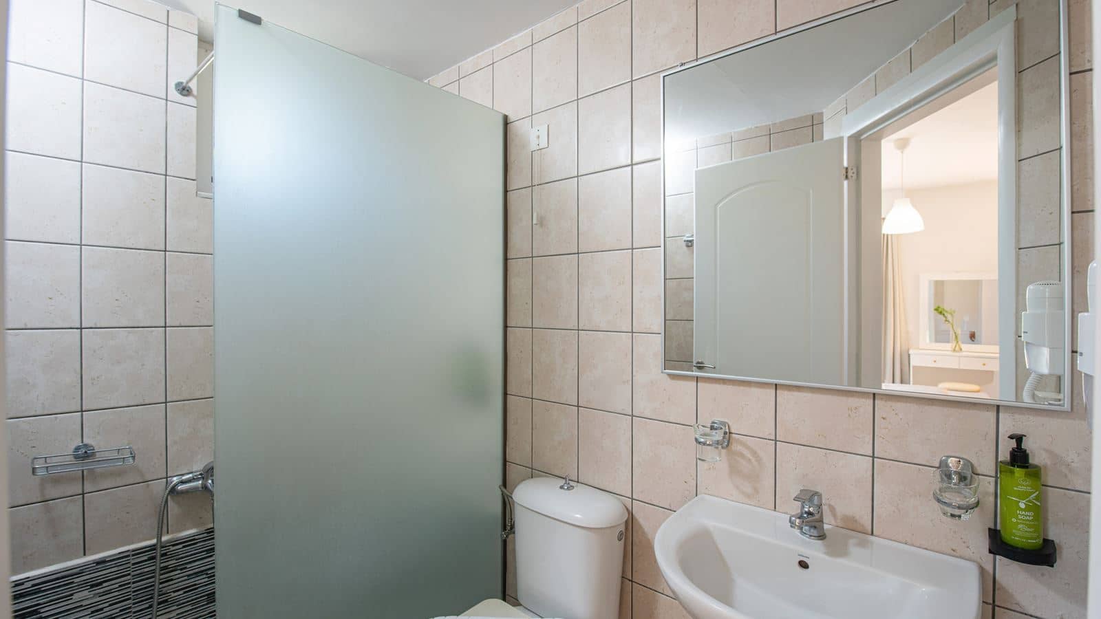 rooms-single-room