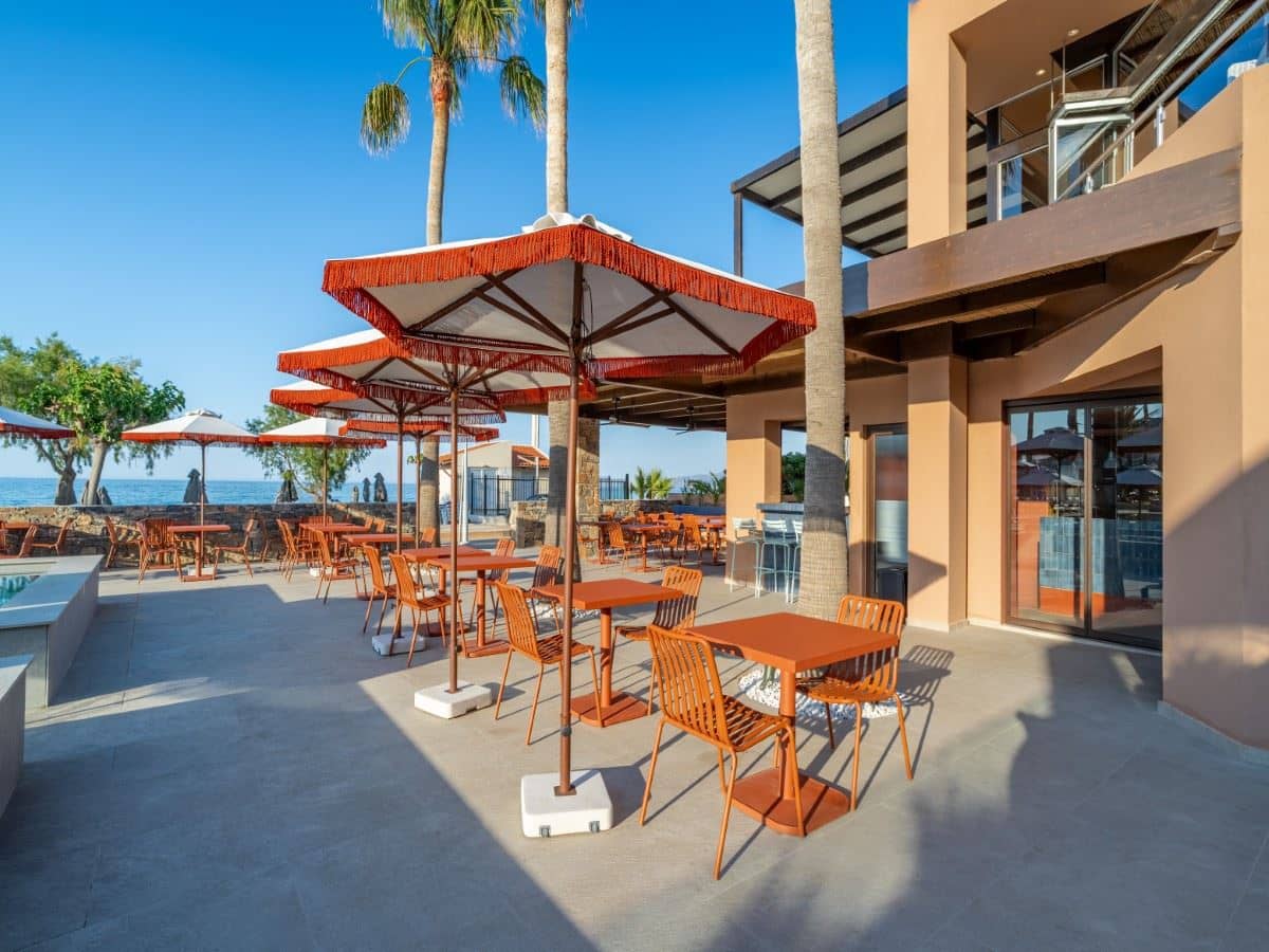 bars-blue-pool-bar