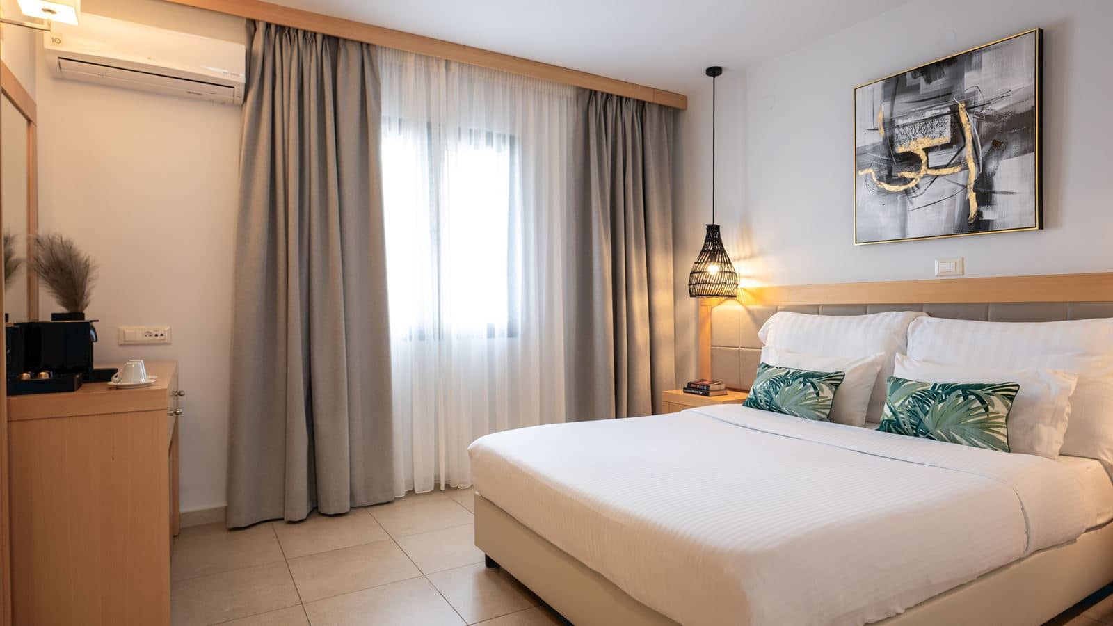 rooms-suite-side-sea-view