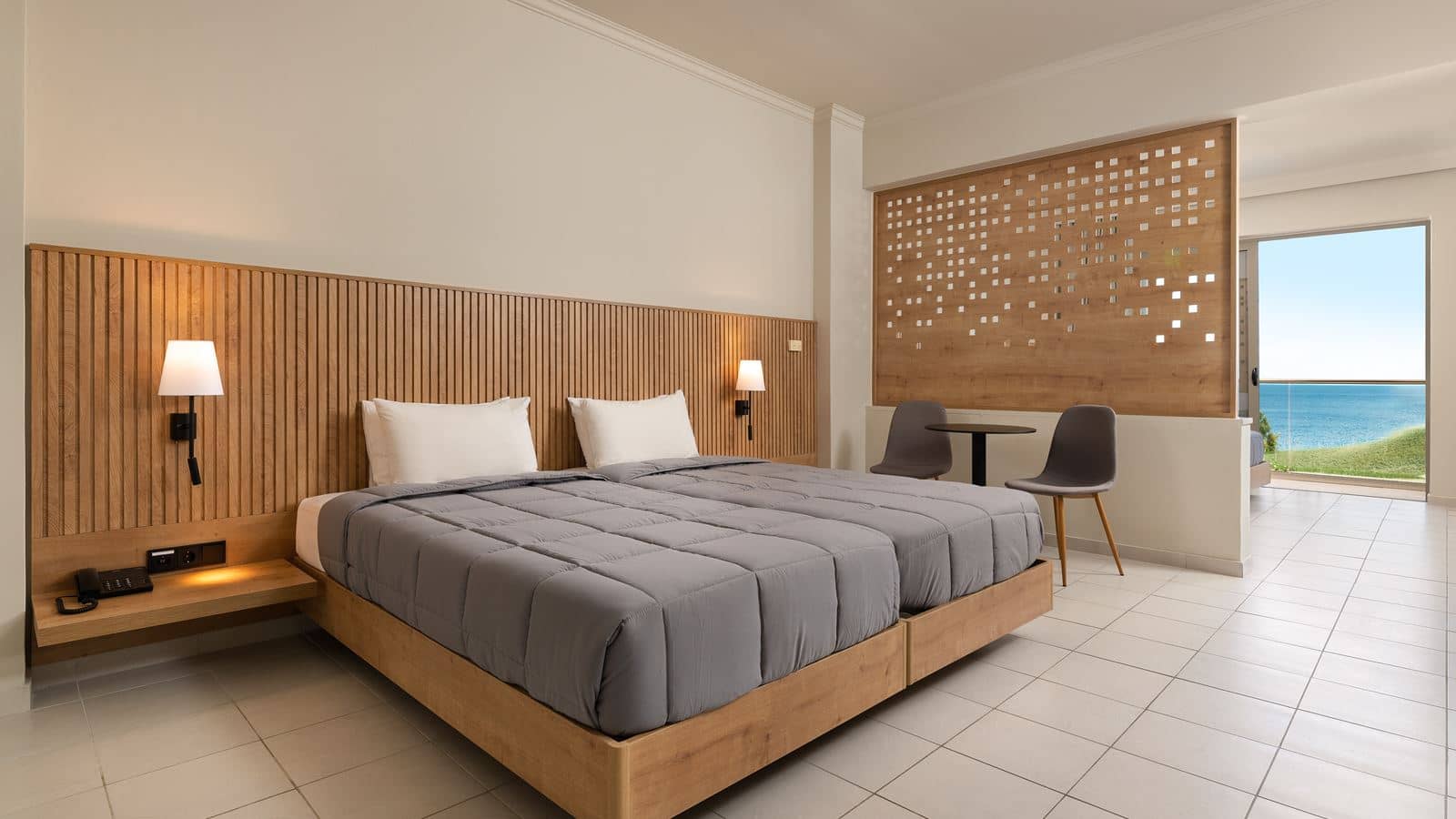 rooms-family-room-sea-view