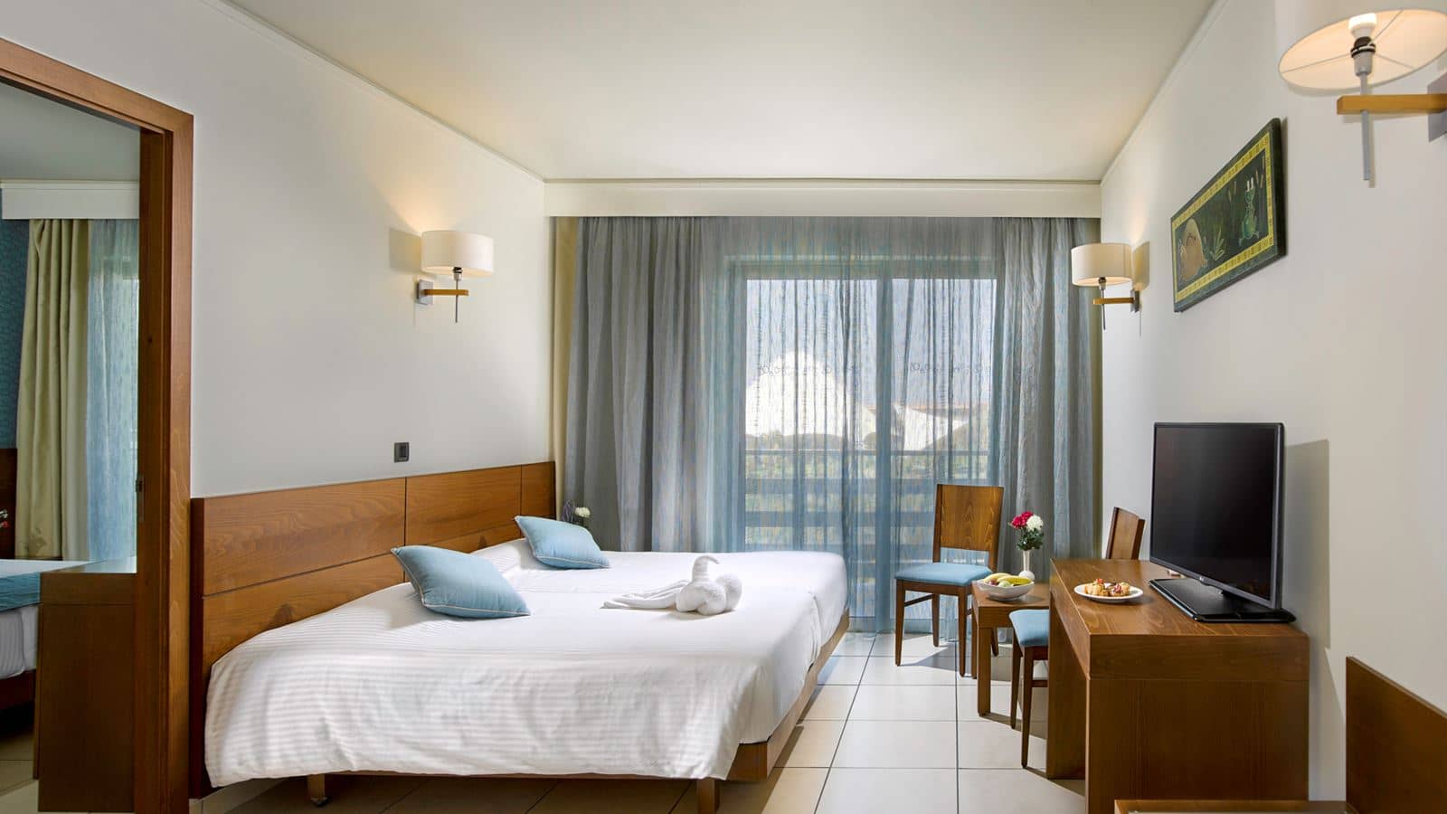 rooms-family-room