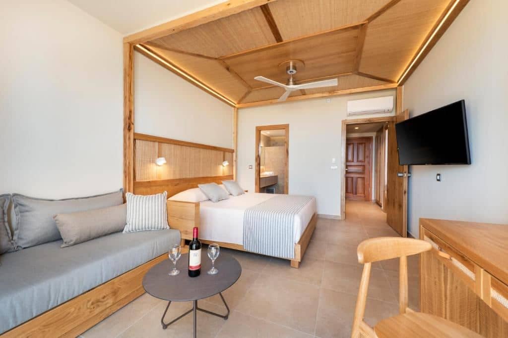 rooms-family-superior-room-sea-view-balcony-or-terrace