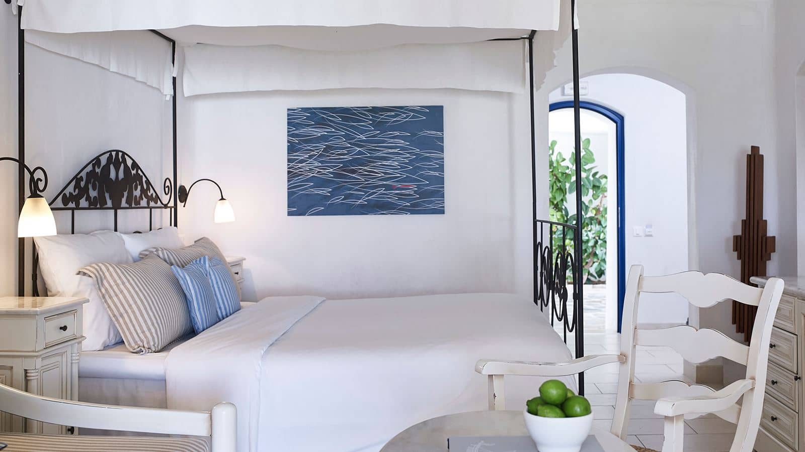 rooms-premium-sea-front-bungalow