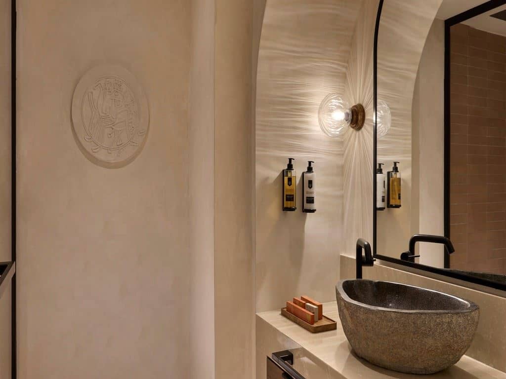 rooms-exclusive-adult-sea-front-roomsingle-use